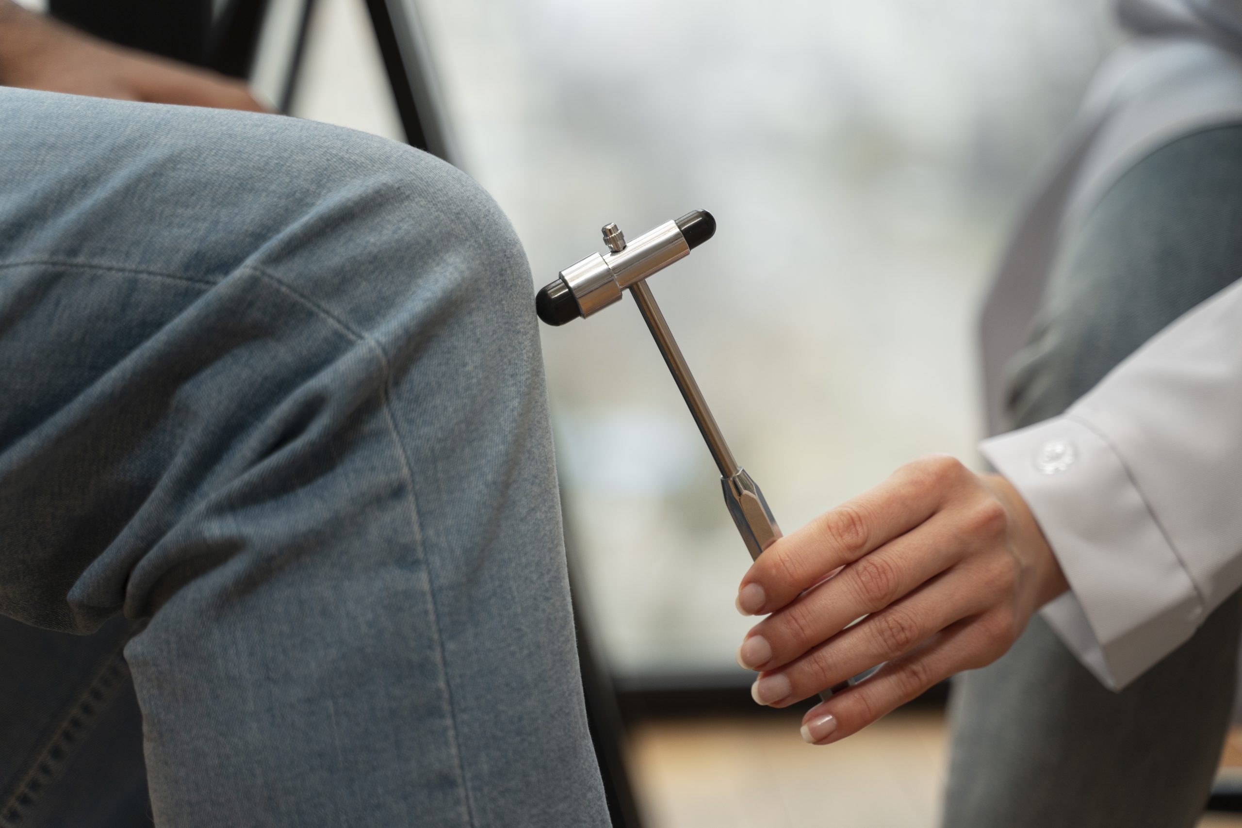 Knee Hammer